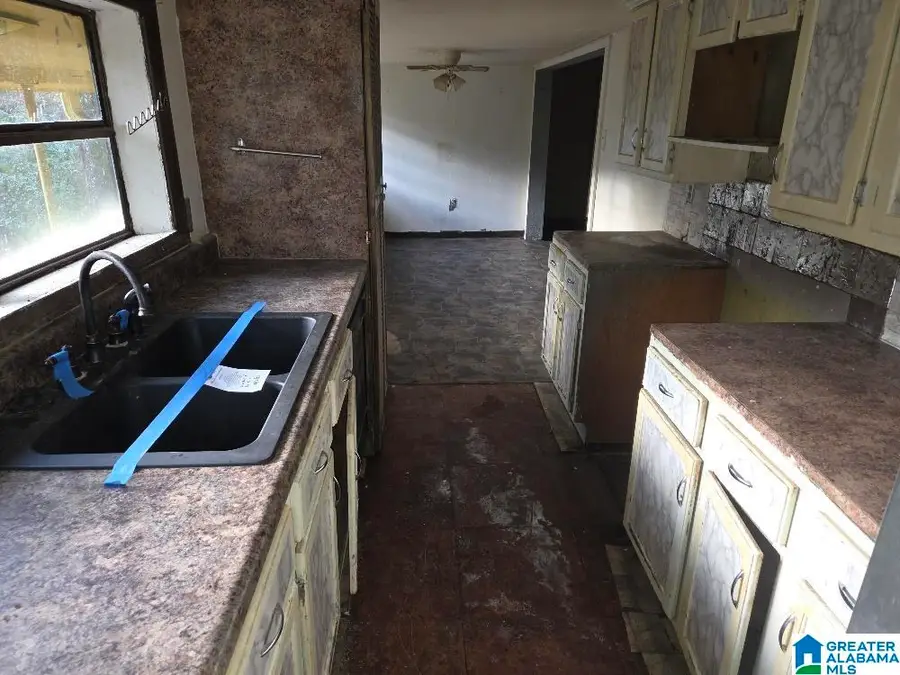 525 CRUMLEY CHAPEL ROAD, Birmingham, AL 35214 - Image #3