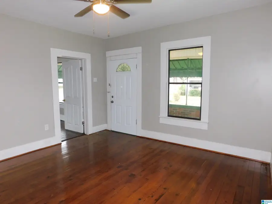 1925 10TH PLACE, Birmingham, AL 35214 - Image #3