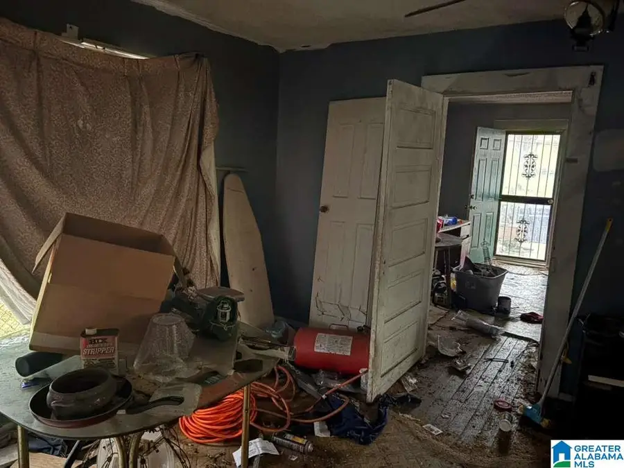 215 27TH STREET, Birmingham, AL 35218 - Image #3