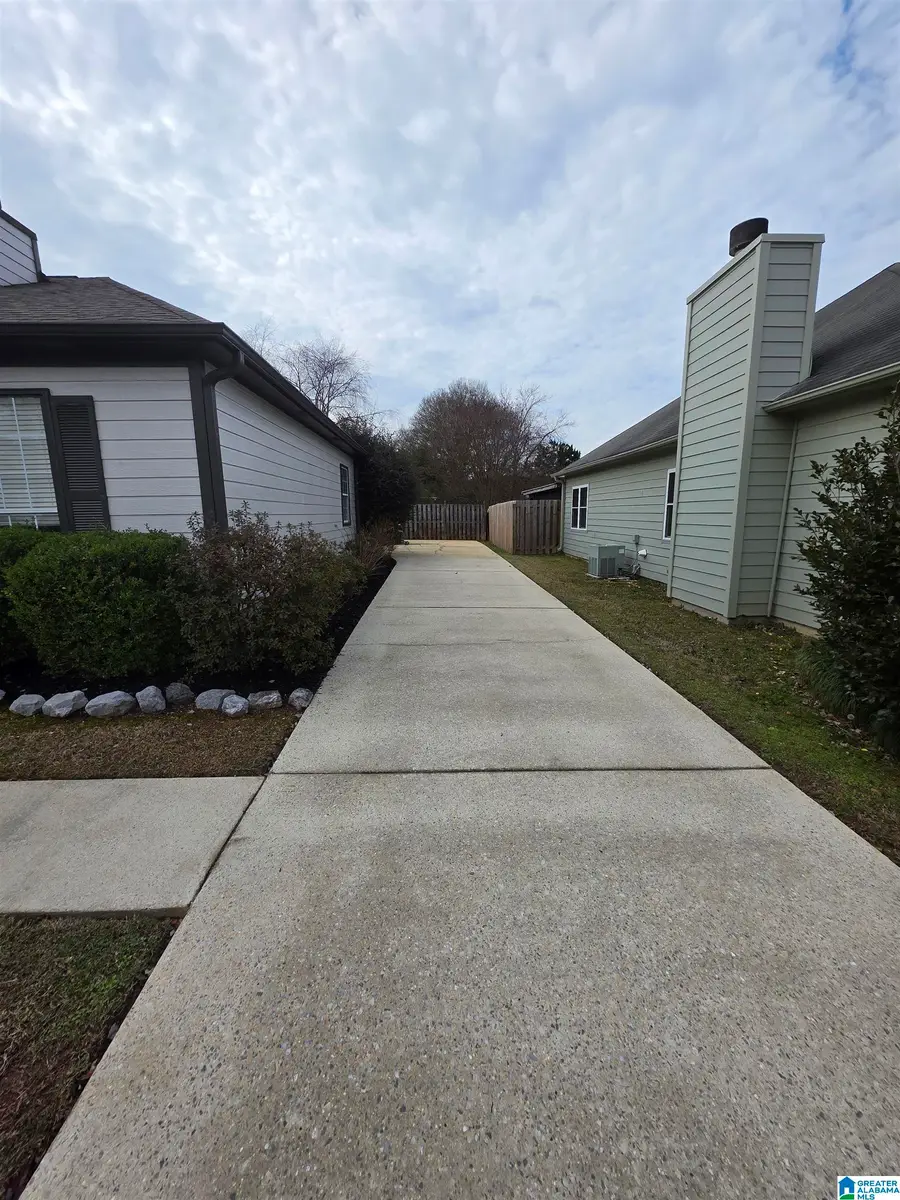 304 MILLS WAY, Pelham, AL 35124 - #3