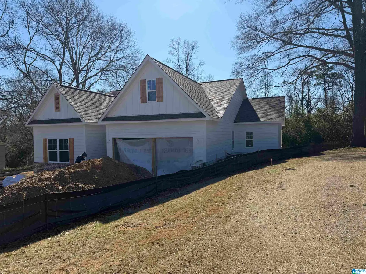 2208 LARKSPUR DRIVE, Hoover, AL 35226 - Image #1