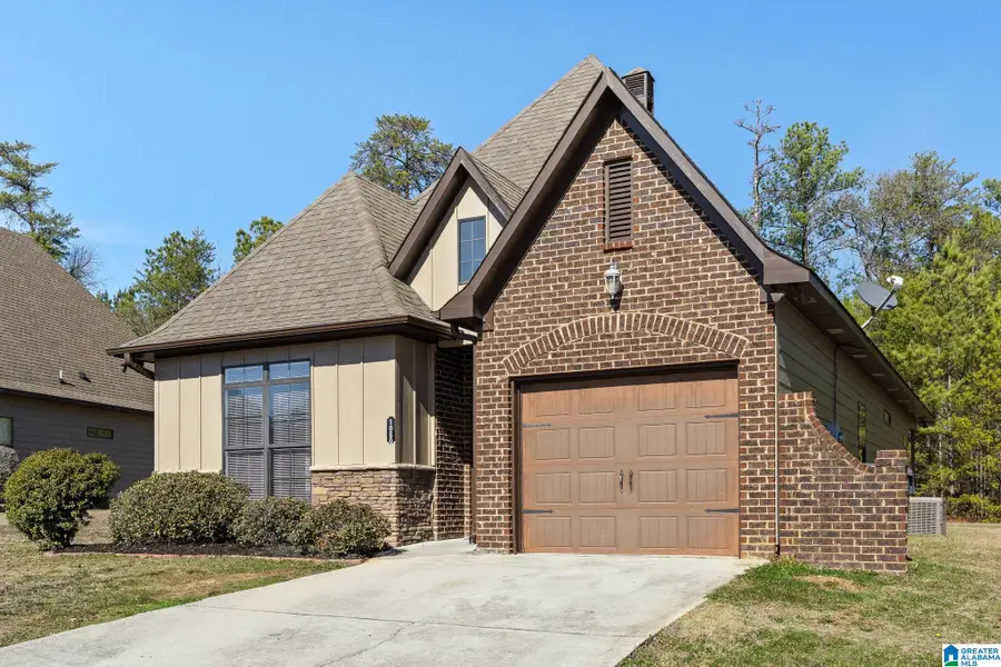 1080 KERRY DRIVE, Calera, AL 35040 - Image #2