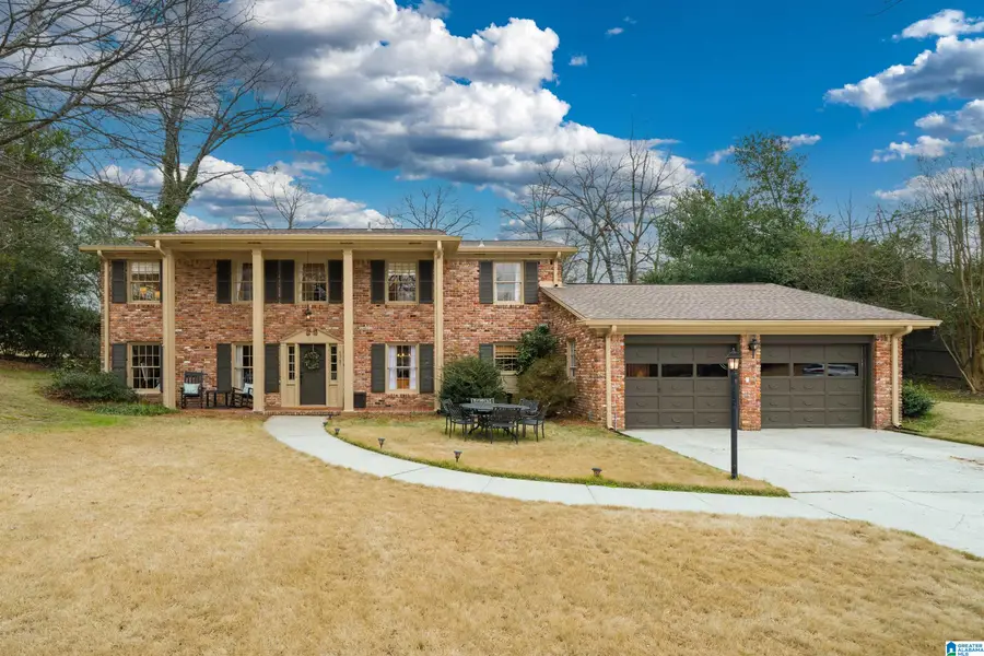 1347 BADHAM DRIVE, Vestavia Hills, AL 35216 - Image #3