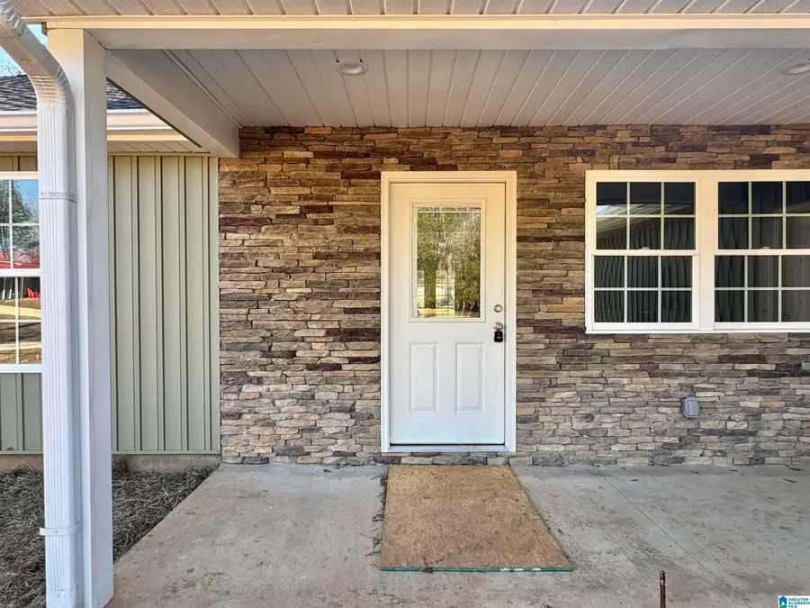 124 MASHBURN DRIVE, Wedowee, AL 36278 - Image #2