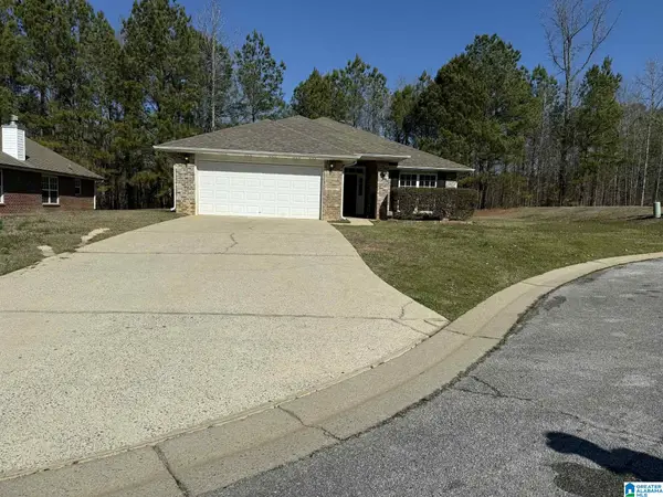 109 IVY TRACE, Calera, AL 35040
