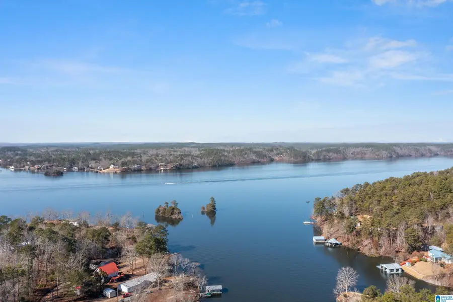 42 S COVE DRIVE, Sylacauga, AL 35151 - Image #2