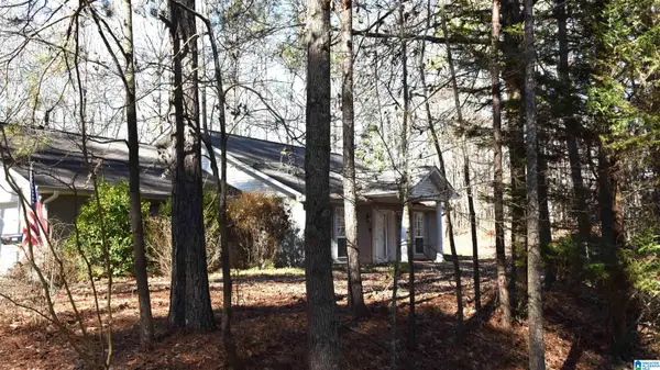 702 OLD ROCKFORD ROAD, Sylacauga, AL 35150