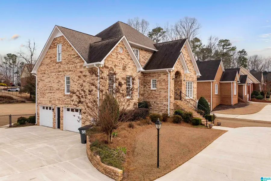 6931 WOODVALE LANE, Trussville, AL 35173 - Image #2