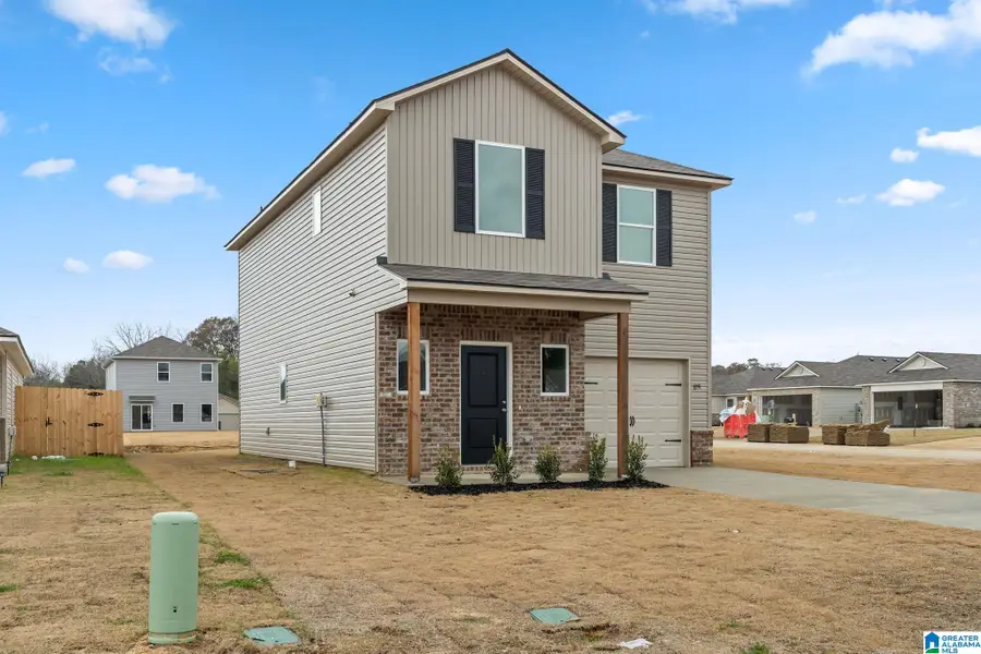 185 JEMISON TRAILS DRIVE, Jemison, AL 35085 - Image #2