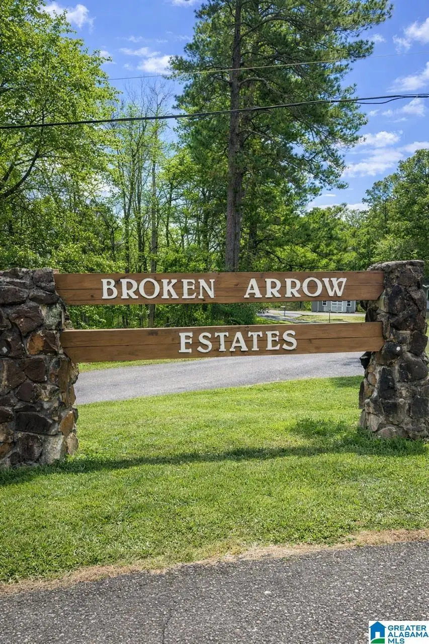 359 ARROWHEAD DRIVE, Riverside, AL 35135 - Image #2