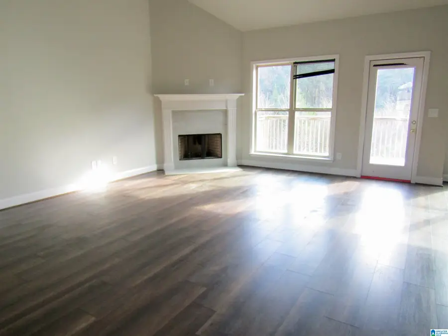 5100 MEADOW LAKE TRAIL, Bessemer, AL 35020 - Image #2