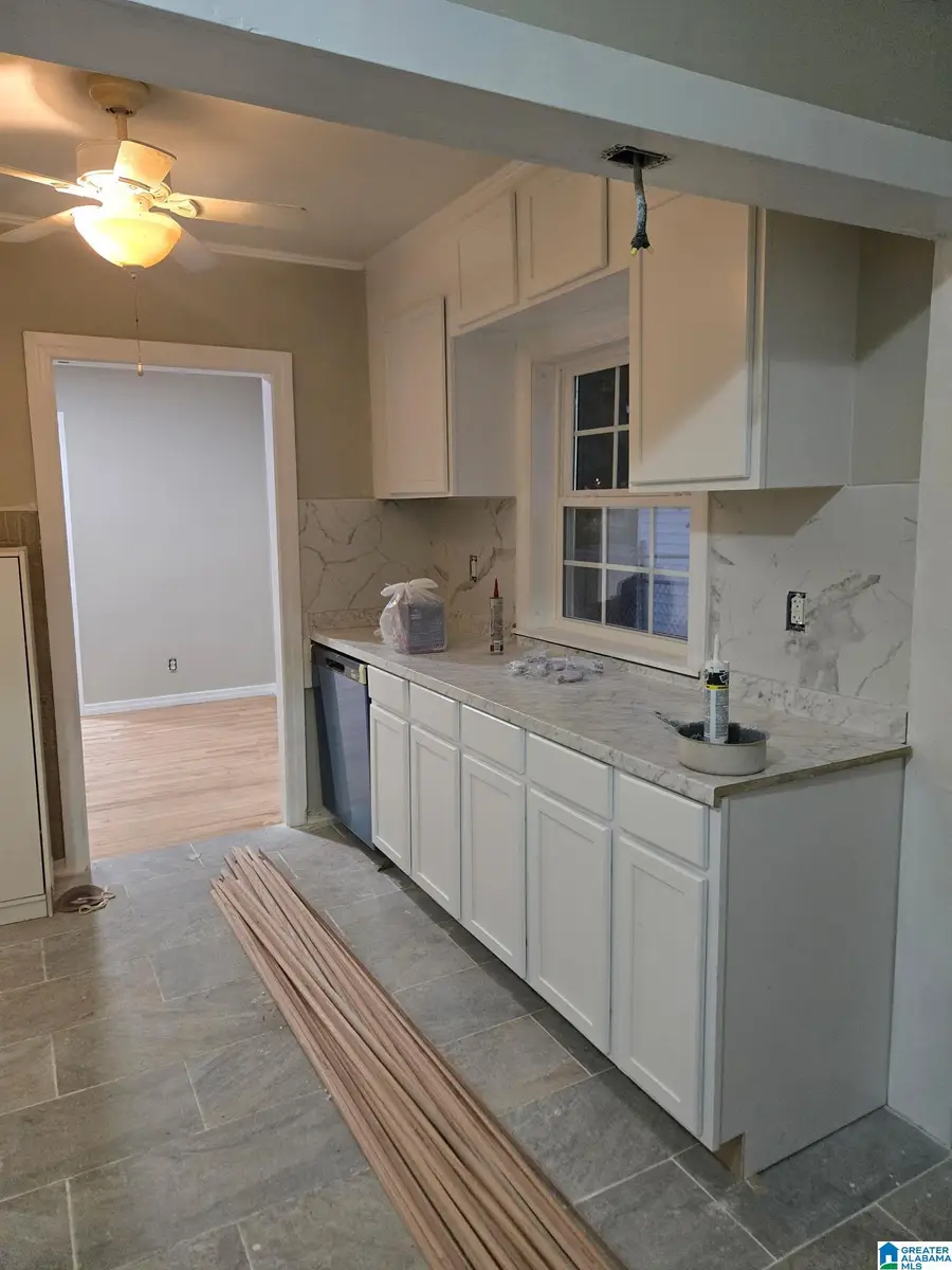 728 CENTER PLACE SW, Birmingham, AL 35211 - Image #2