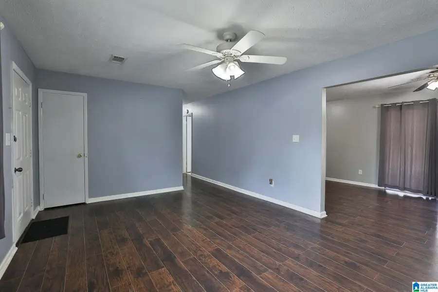 2711 WALNUT DRIVE, Leeds, AL 35094 - #3