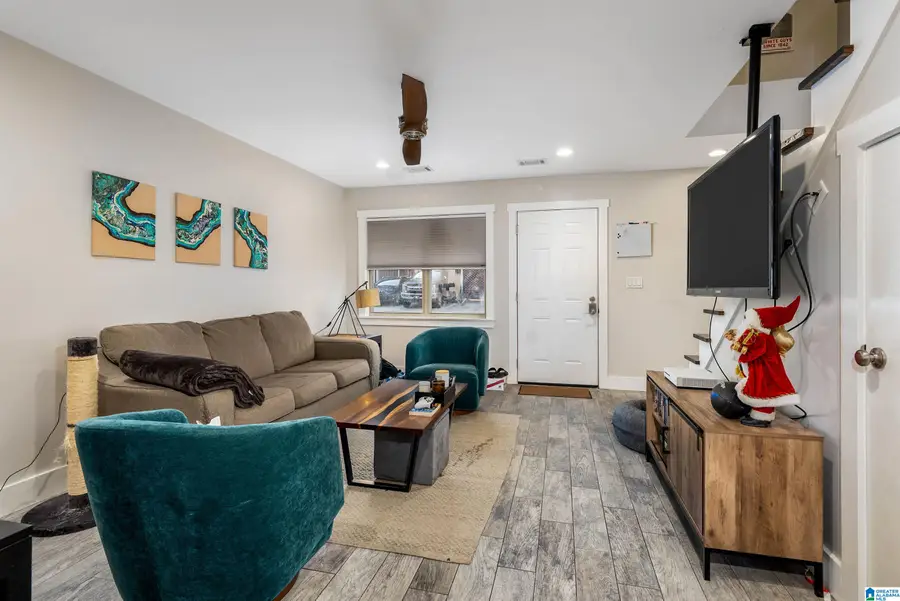 1100 14TH AVENUE, Tuscaloosa, AL 35401 - #2