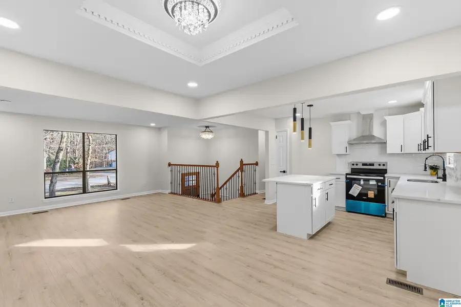 125 MOUNTAIN PARKWAY, Maylene, AL 35114 - #3