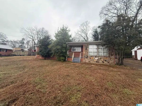 1014 MADISON STREET, Tuscumbia, AL 35674