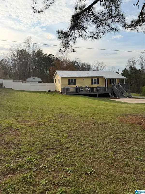 404 COUNTY ROAD 219, Jemison, AL 35085
