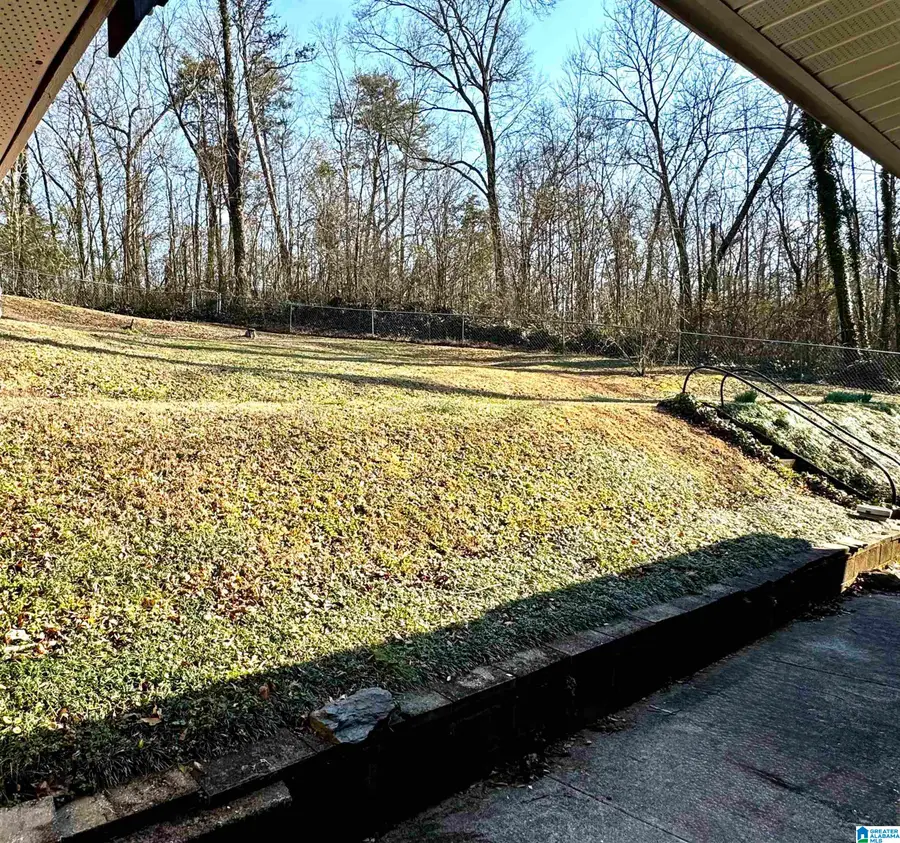 401 CENTRAL AVENUE, Fultondale, AL 35068 - #3