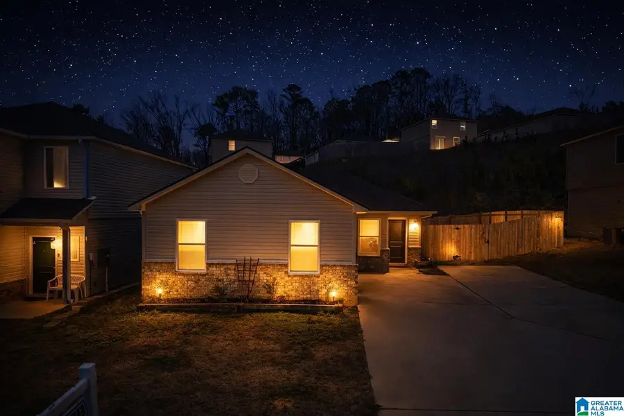 8804 ROCKHAMPTON DRIVE, Leeds, AL 35094 - #3