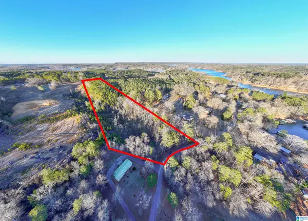 PINEDALE SHORES, Jasper, AL 35504