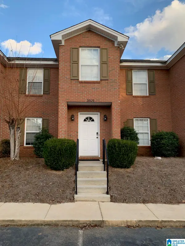 1477 N DONAHUE, Auburn, AL 36830