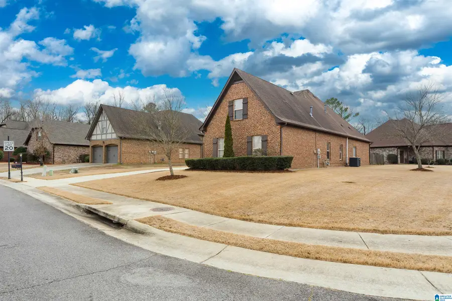 221 LACEY AVENUE, Alabaster, AL 35114 - #3