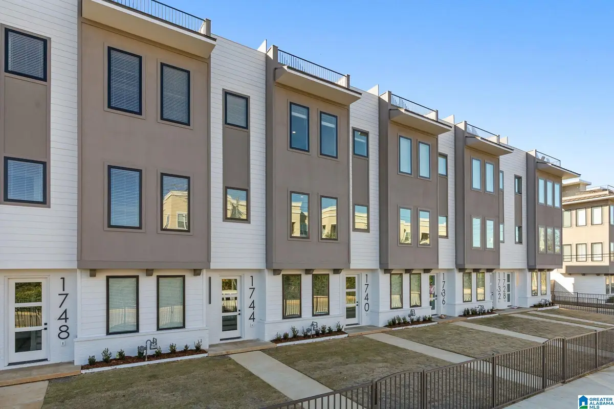 1740 12TH AVENUE, Tuscaloosa, AL 35401 - #1