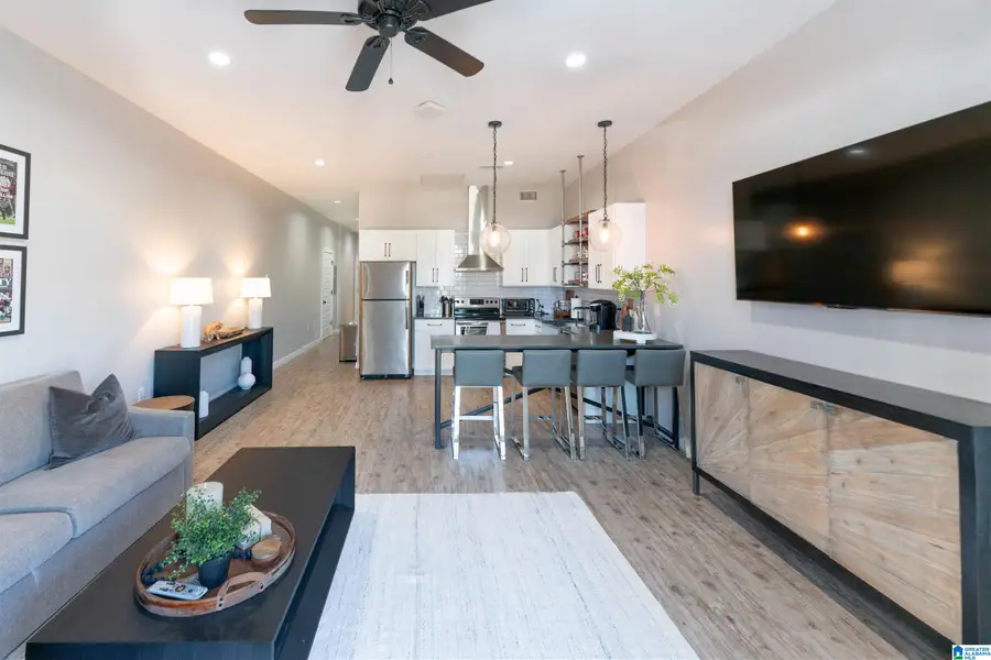 2529 UNIVERSITY BOULEVARD, Tuscaloosa, AL 35401 - #3