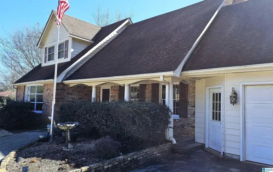 3023 CHEROKEE DRIVE, Hueytown, AL 35023 - #2