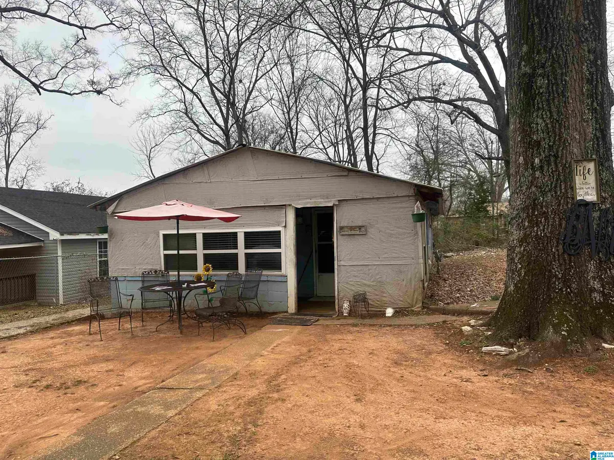 416 E 6TH STREET, Sylacauga, AL 35150 - #1
