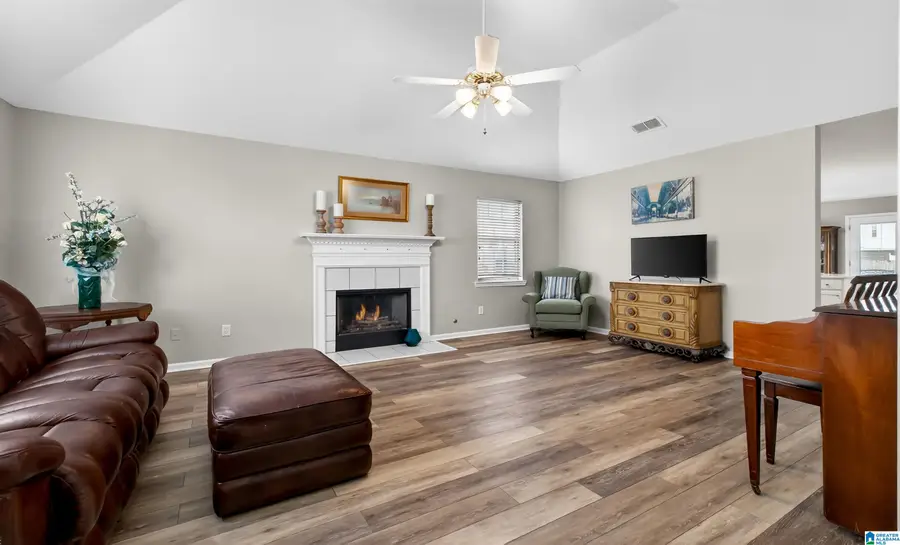 116 STONE HILL CIRCLE, Pelham, AL 35124 - #3