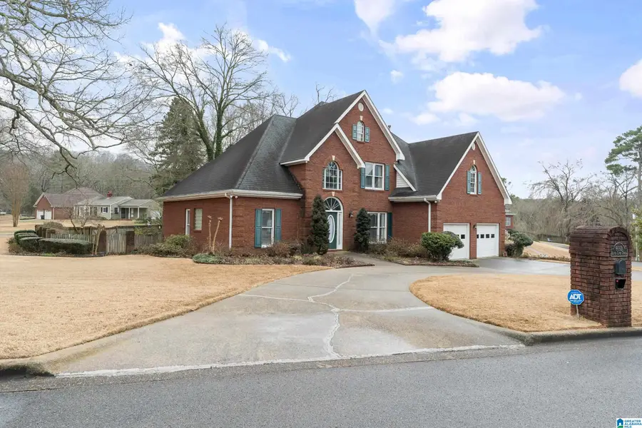 6013 SILVER LAKE CIRCLE, Pinson, AL 35126 - #2