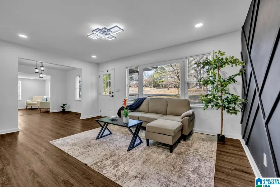 421 19TH TERRACE NE, Center Point, AL 35215 - #2