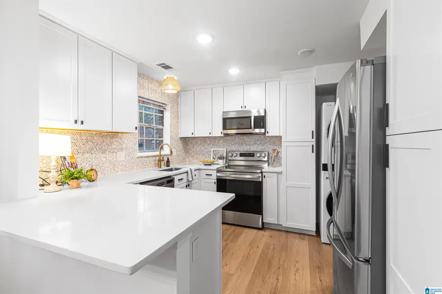 2061 MONTREAT CIRCLE, Vestavia Hills, AL 35216 - #2