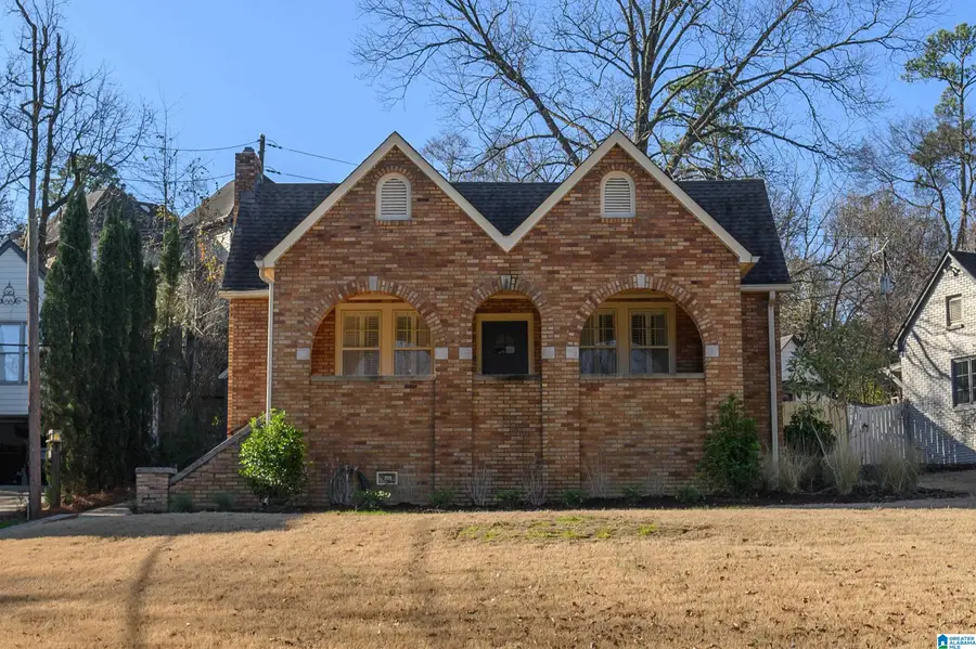 1901 KENSINGTON ROAD, Homewood, AL 35209 - #2