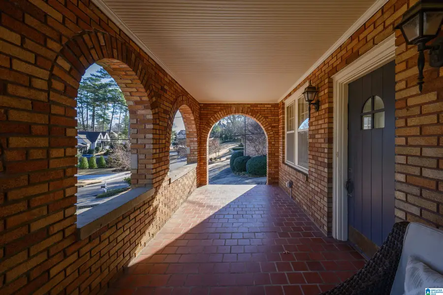 1901 KENSINGTON ROAD, Homewood, AL 35209 - #3