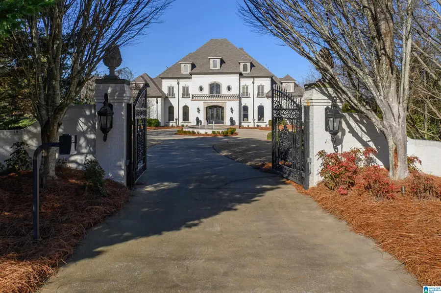 4506 HIGH COURT CIRCLE, Hoover, AL 35242 - #3