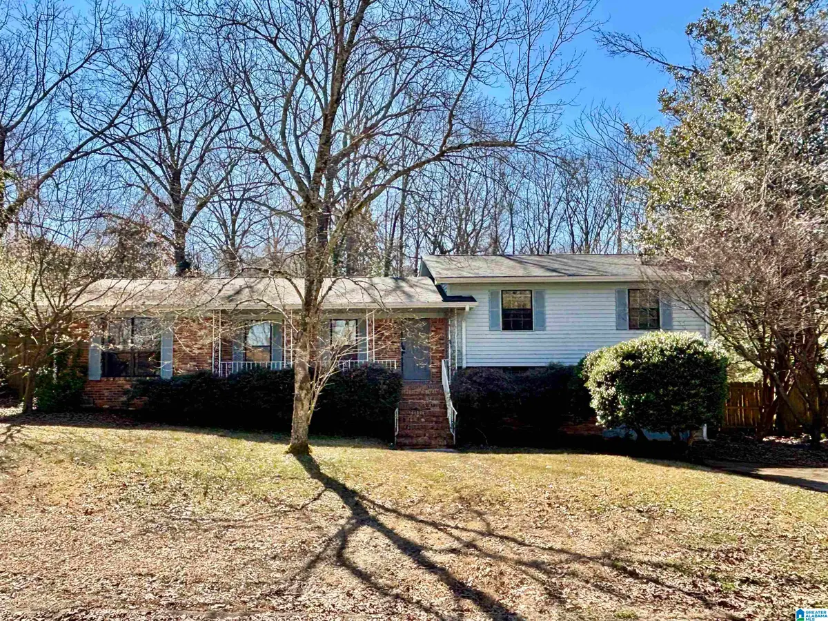 525 27TH AVENUE NW, Center Point, AL 35215 - #1