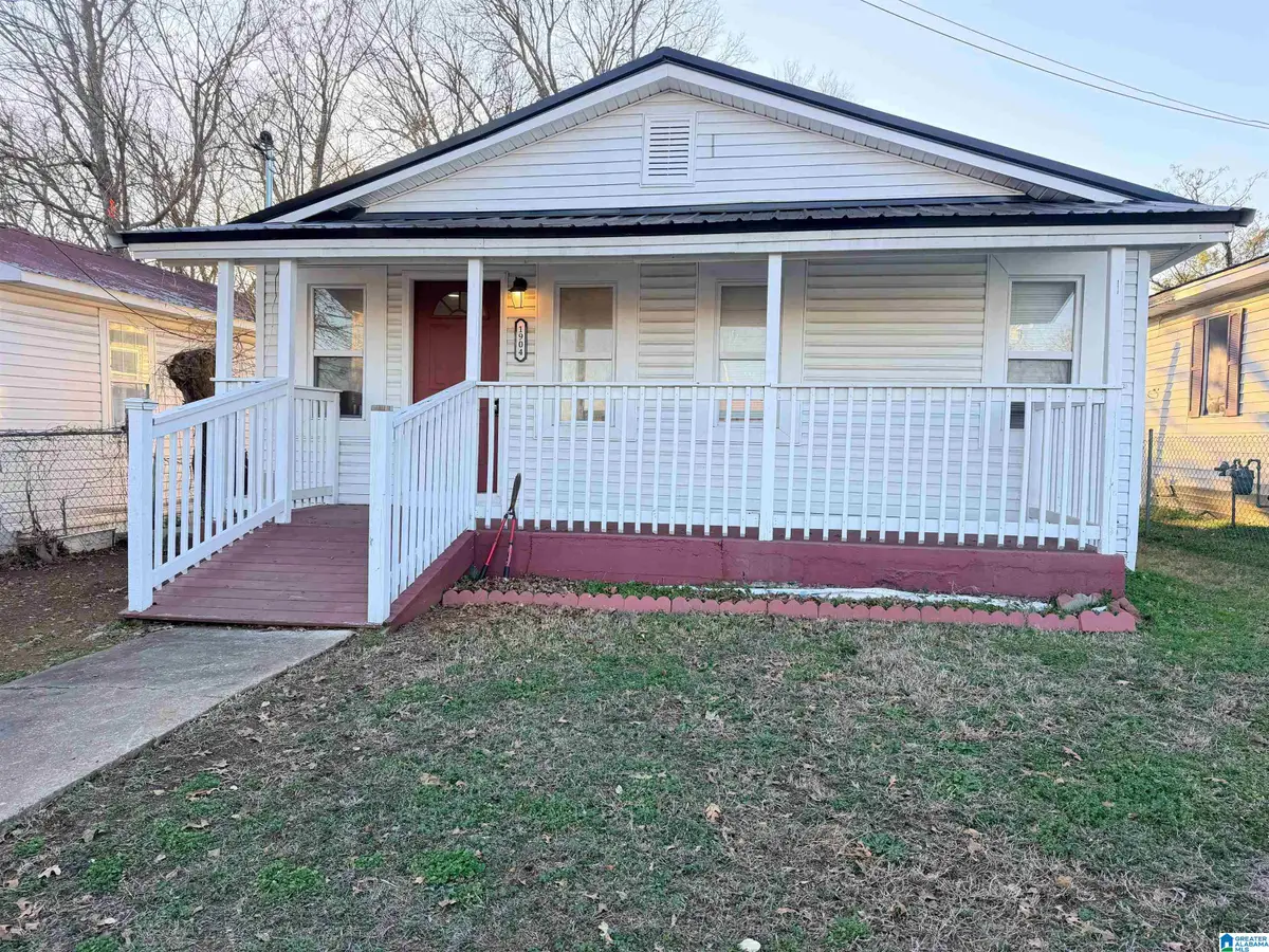 1904 15TH AVENUE, Tuscaloosa, AL 35401 - #1