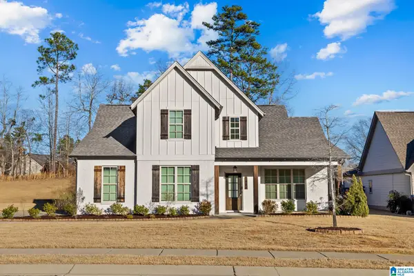 208 OAK HILL LANE, Moody, AL 35004