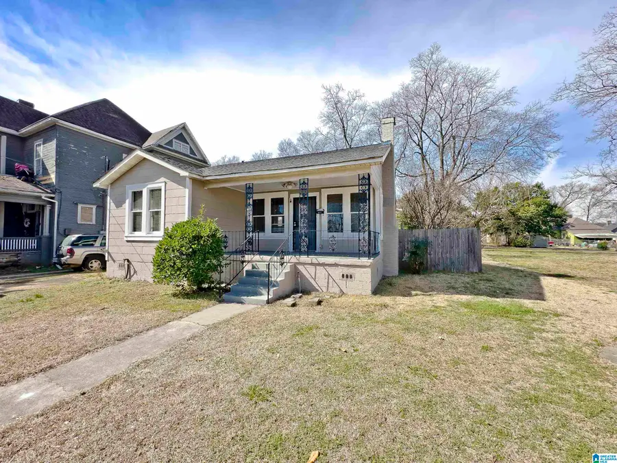 208 52ND PLACE N, Birmingham, AL 35212 - #3