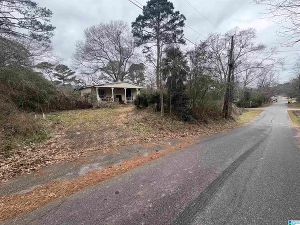 1106 S CHRISTINE AVENUE, Anniston, AL 36207