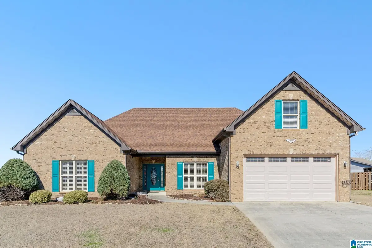 138 WATERFORD COVE DRIVE, Calera, AL 35040 - #1