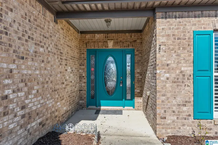 138 WATERFORD COVE DRIVE, Calera, AL 35040 - #3