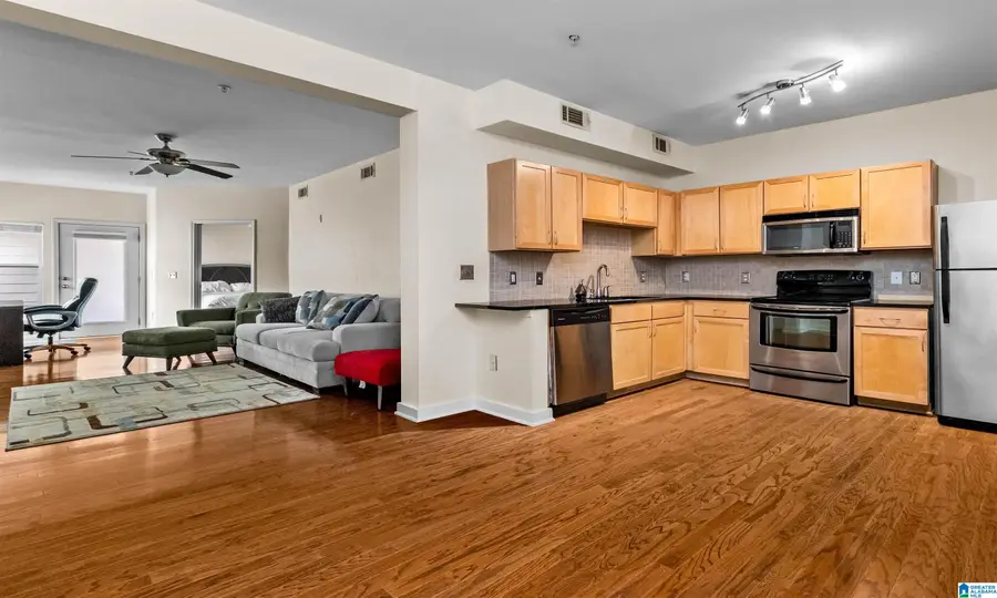 401 20TH STREET, Birmingham, AL 35233 - #3