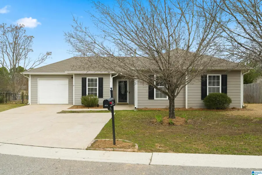 424 MERIWEATHER LANE, Calera, AL 35040 - #2