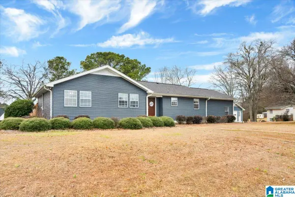 611 DENNIS STREET, Clanton, AL 35045