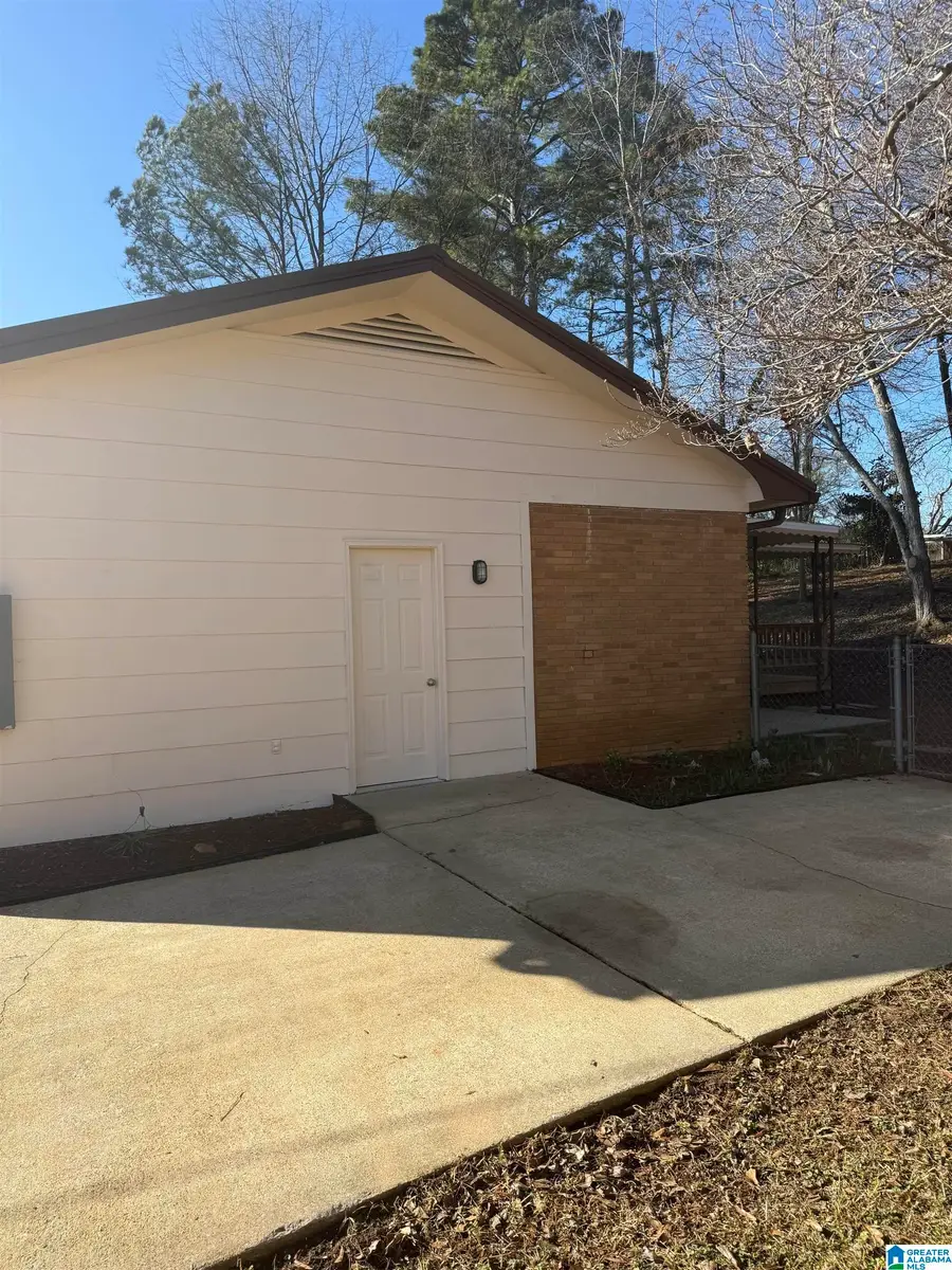 1404 GREEN MEADOW ROAD, Anniston, AL 36207 - #2