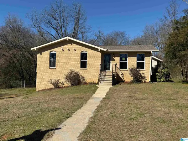 1004 SANDYBROOK CIRCLE, Brookside, AL 35214