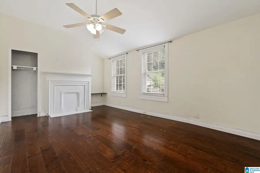 1305 QUEEN CITY AVENUE, Tuscaloosa, AL 35401 - #2